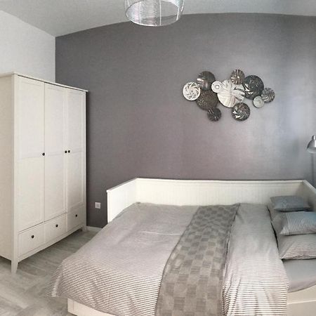 Kiki'S Studio Apartment Sibiu Exterior photo